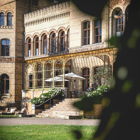 Hotel Schloss Neetzow Extérieur photo